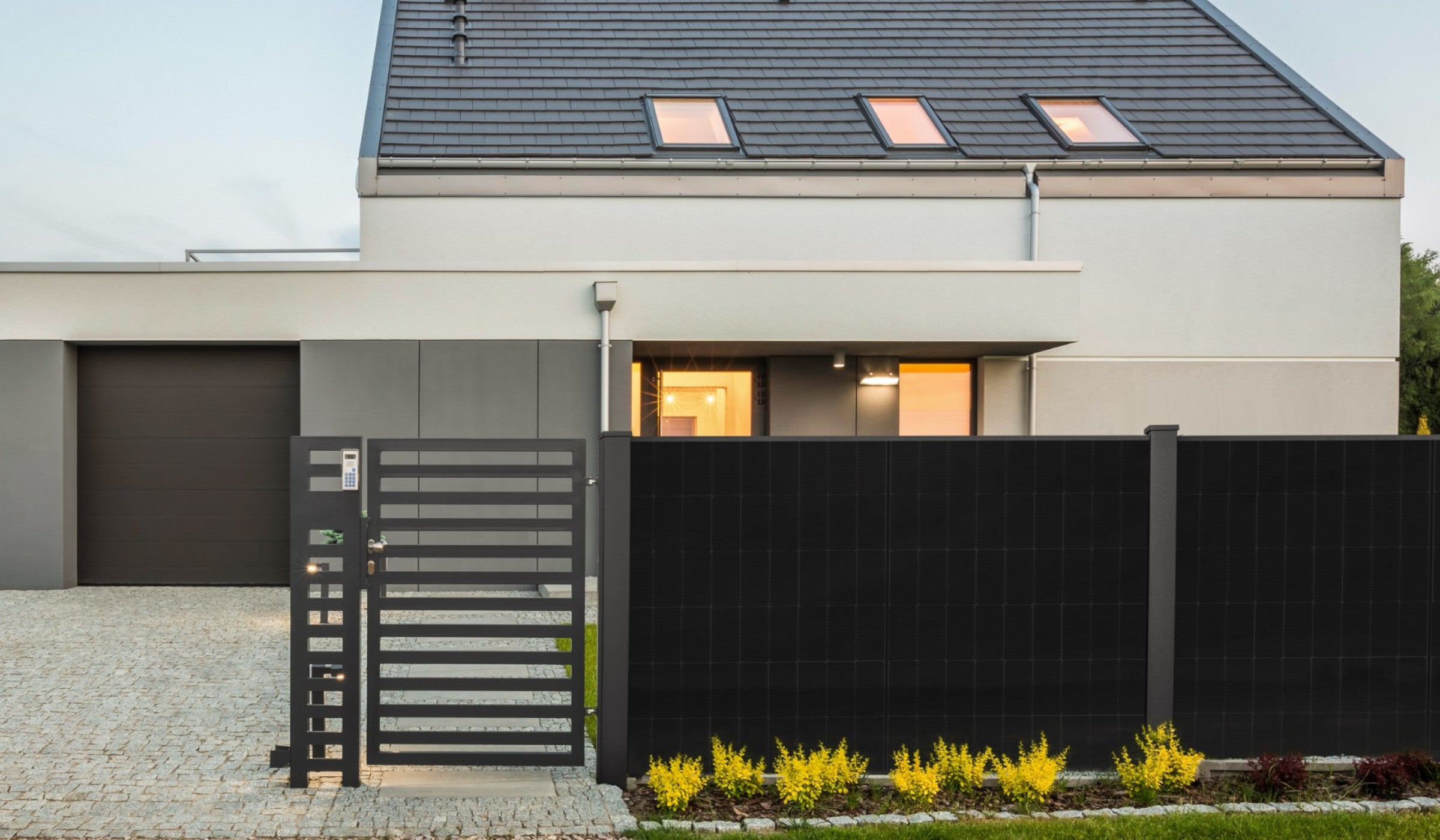 Solarzaun Basic Quer – Inklusive Bifazialem PV-Modul*